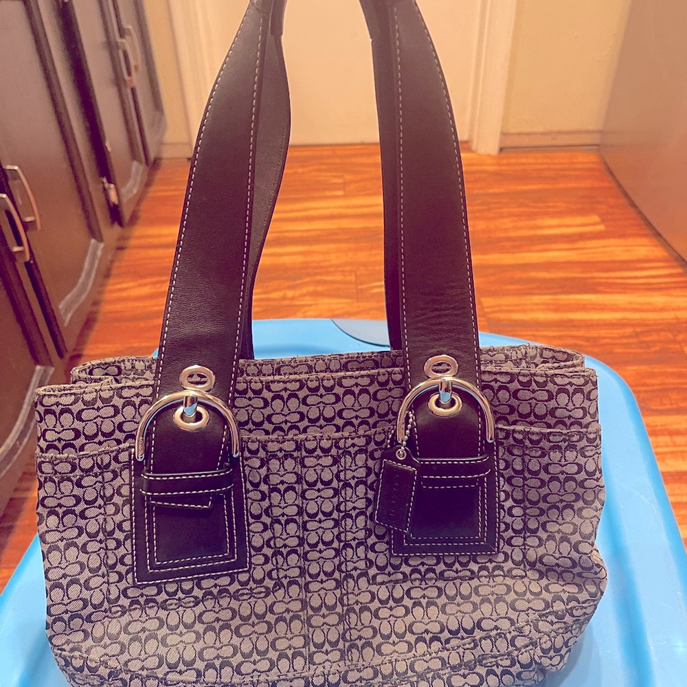 Authentic Coach SOHO Pleated Signature Black Satchel Serial C0867-F12310